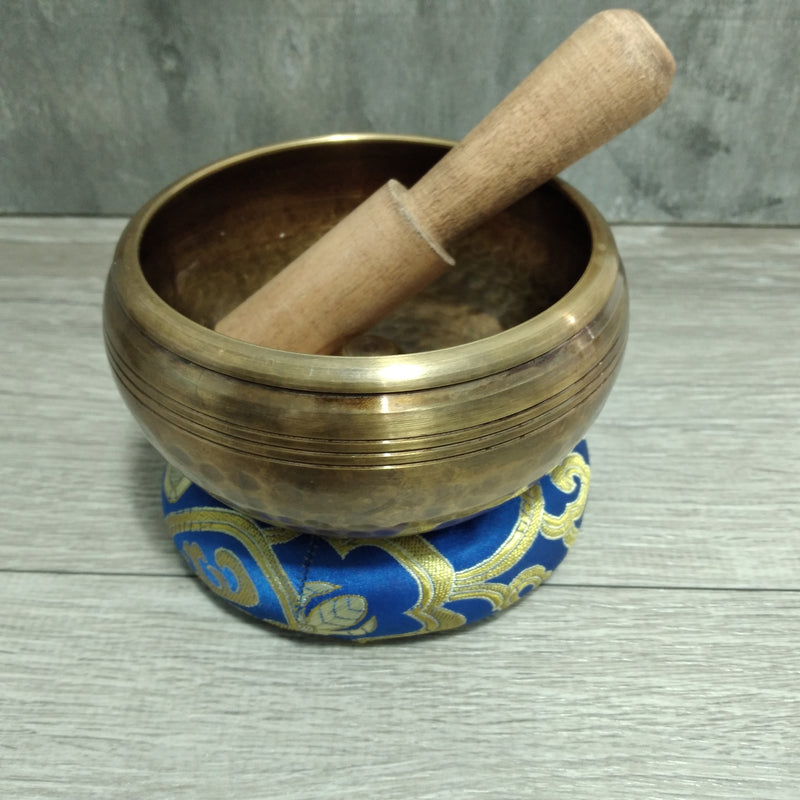 Hammered Singing Bowl 6”