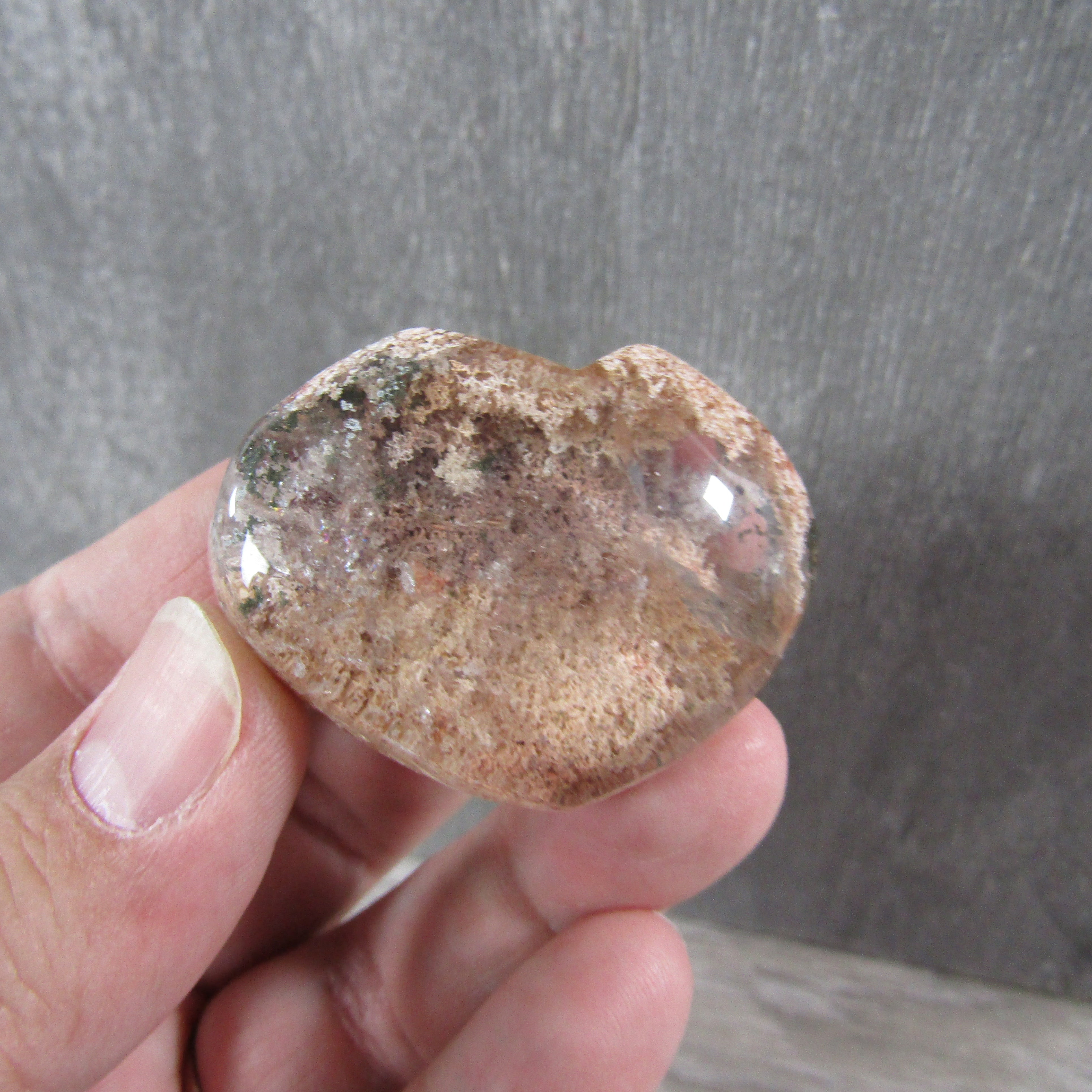 Wholesale chlorite quartz heart crystal 