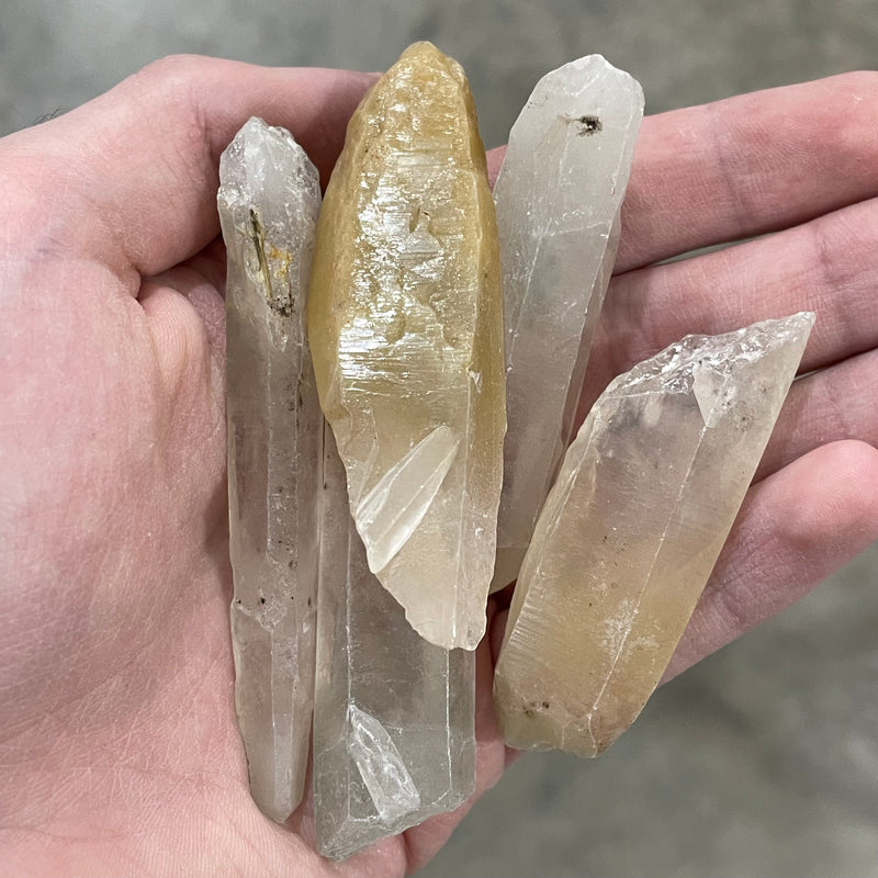 Rabbit Hair Quartz Points 1 Lb