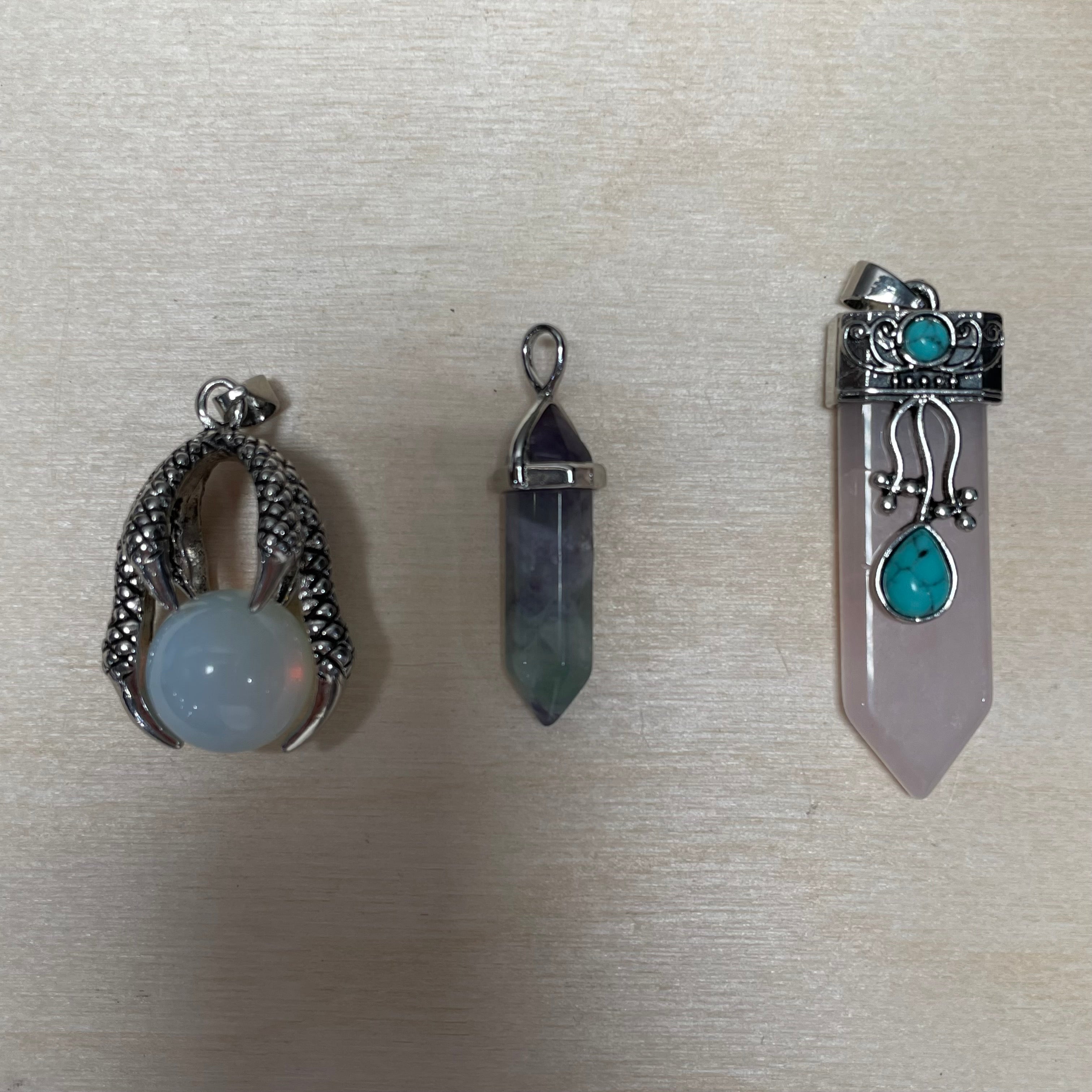 Assorted Pendant w/Chain