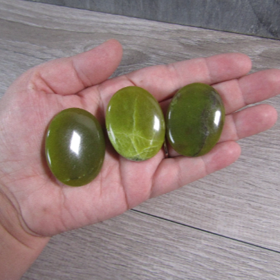 Gemstone Palm Stone 45mm